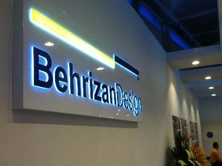 طراحی و ساخت تابلوهای تبلیغاتی