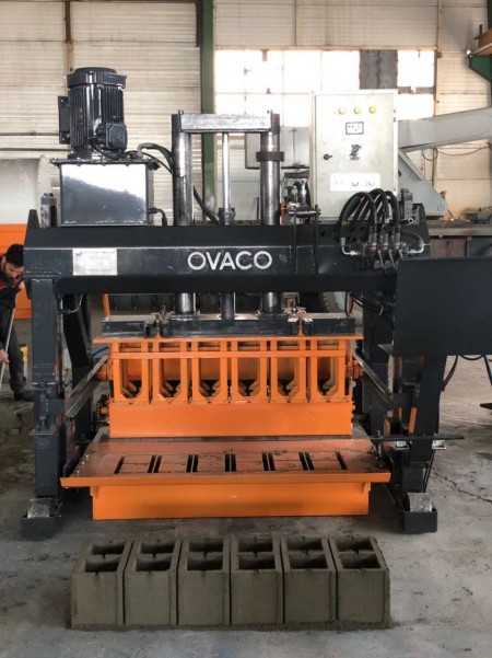 دستگاه بلوک زن