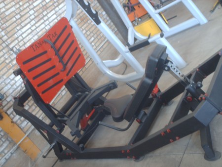 پرس پا چکشی