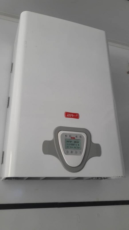 پکیج لورچ مدل هرما ظرفیت 24