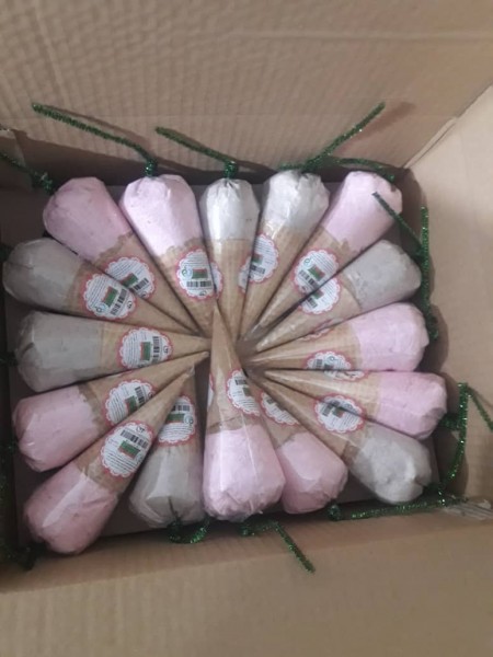 Cotton candy funnel-shaped spark