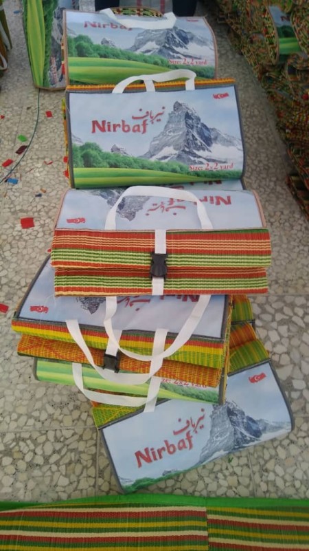 فروش زیرانداز جاجیمی حصیر پلاستیکی و تشک مسافرتی