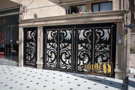 Metal entrance doors The most important need of any building and house
