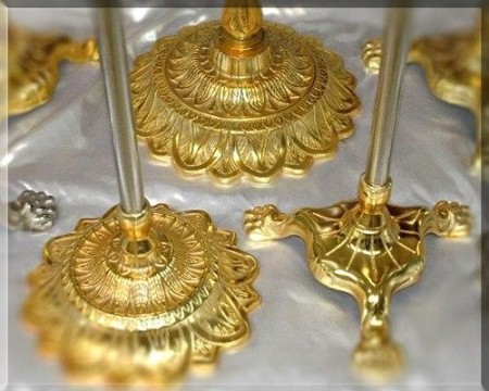 flag base and flag pole (table flags and ceremonial flags)