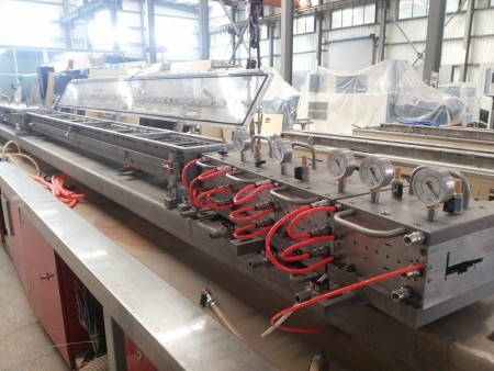 Custom production of PVC sections