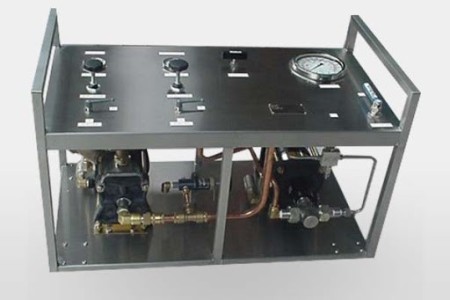 Air driven test pump (Air driven test pump- Air operated test pump)