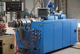 Import of Chinese PVC Domardon extruder