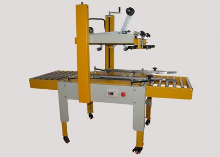 کارتن چسب زن