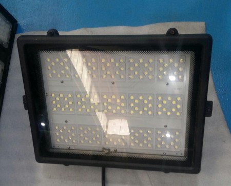 أجهزة عرض LED واستهلاک منخفض 0101 دولار شرکة Rouin Noor Aria هی شرکة مصنعة لأجهزة عرض LED و SMD و CO ...