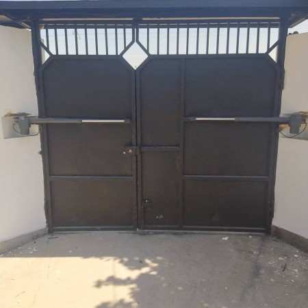 Simaran parking jack model Faraz 4S / 4S