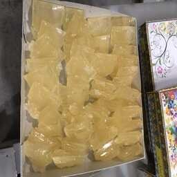 Production and sale of Yazd candies