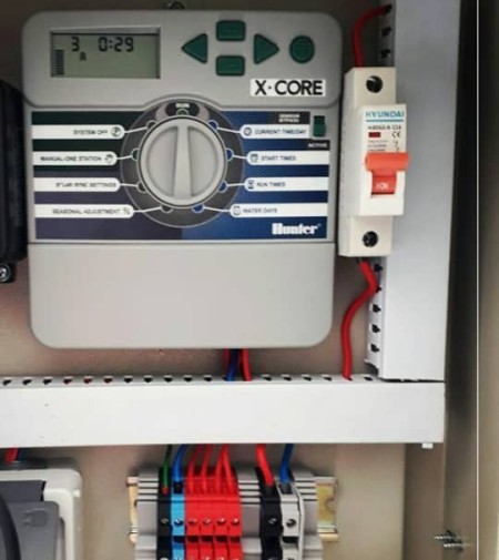 Hunter intelligent irrigation controller 4, 6 and 8 stations