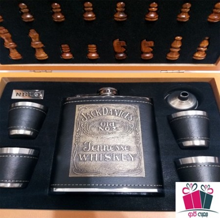 ست هیپ فلاسک و شطرنج,