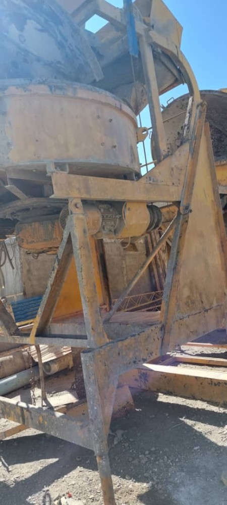 Buying and selling cement batching and silos