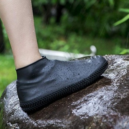 The first manufacturer of waterproof and cold shoe cover