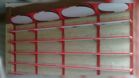 Supermarket shelving