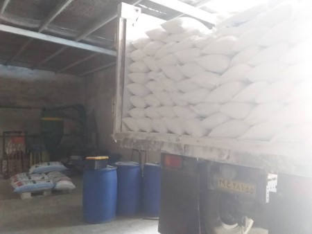 نمک صدفی. نمک خاتون. نمک یکپاش. نمک بدون ید. نمک تصفیه