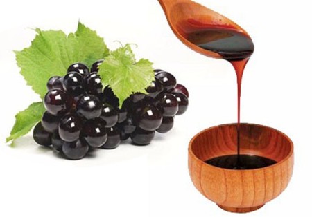 Organic grape juice of Takestan