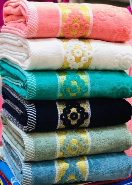 Selling all kinds of towels
