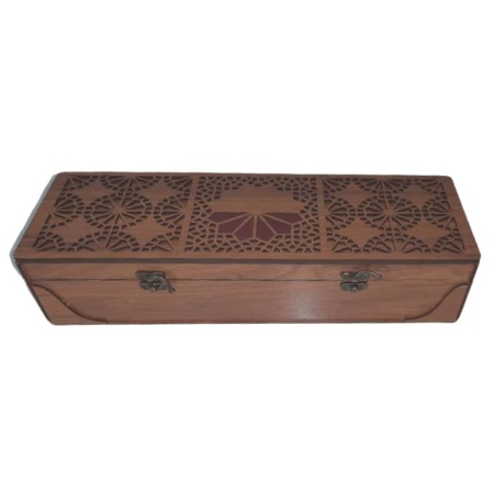 Gift saffron with wooden box and Pyrex teapot