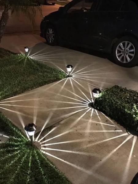 Landscaping and lighting in Tehrandasht Villa