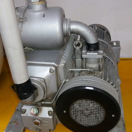 Vacuum pump repairs and renovation and reconstruction of vacuum pumps