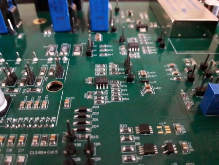 Assembly of electronic boards and SMD components with automatic-manual device