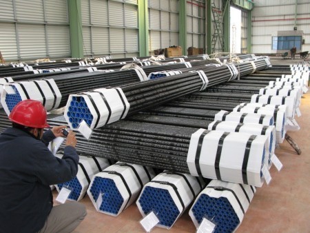 Types of welded pipes and manisman