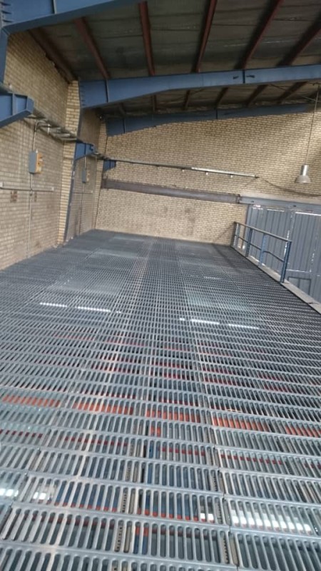 قفسه پانل پله