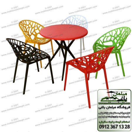 Polycarbonate chair