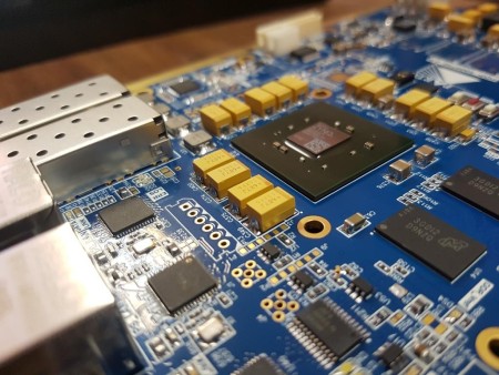 مونتاژ قطعات الکترونیک