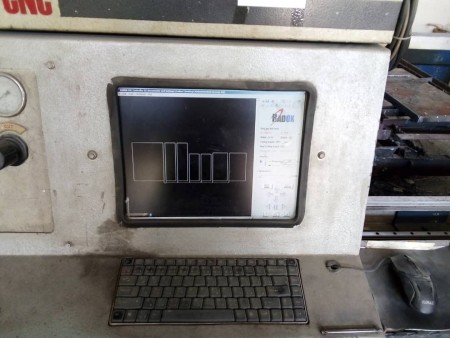 فروش دستگاه برش cnc هوا گاز ساخت RADOX