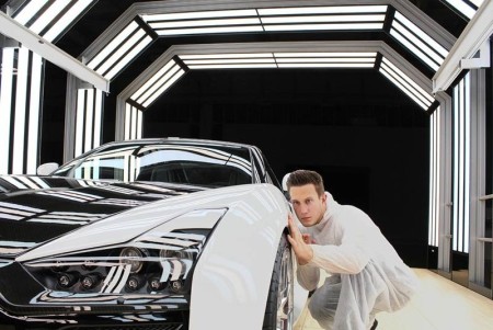 Holding a specialized course for car body paint