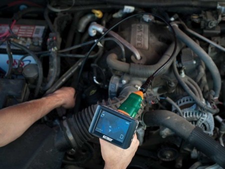 Holding a specialized course for car body paint