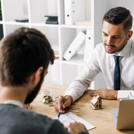 حساب داری  مدریت مالی  و بیمه