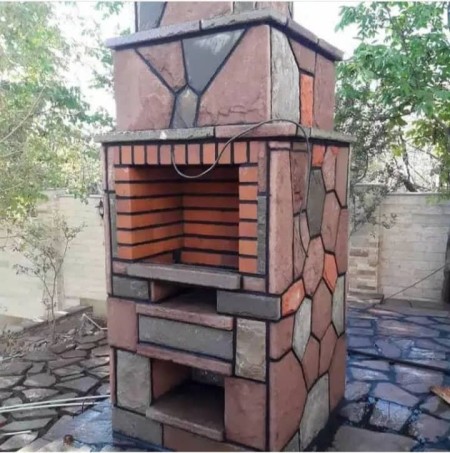 Installation of barbecue fireplace