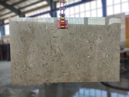 مرمریت پر طاووسی