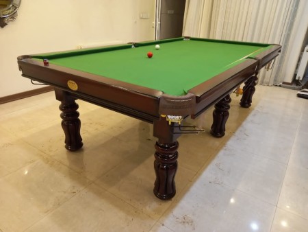 Sale of all-wood billiard table design Berlin