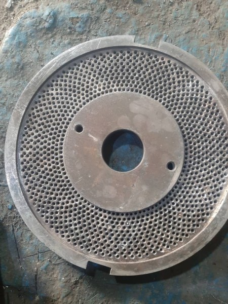 خدمات فرزکاری منوال