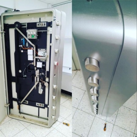 Selling all kinds of bank safes in Isfahan