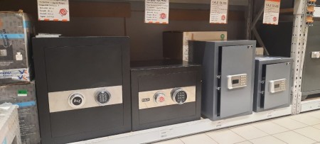 Selling all kinds of hotel safes in Isfahan