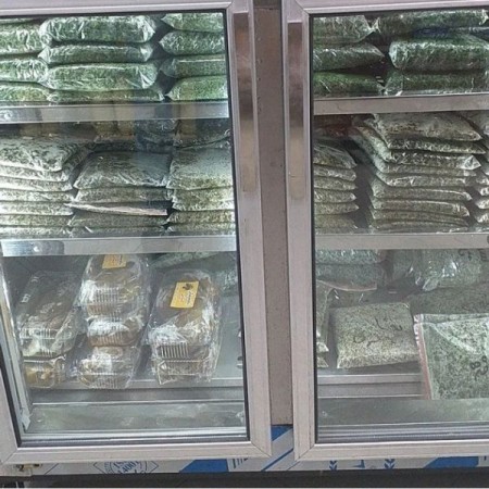 Selling ready-made vegetables, dried vegetables, stewed vegetables, stewed vegetables, pickled veget ...