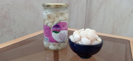 قیمت فروش عمده انواع ترشی سیر مروارید