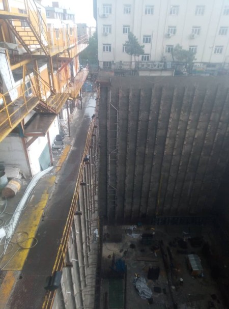 Metal scaffolding / renting scaffolding / installing scaffolding / selling scaffolding / scaffolding ...