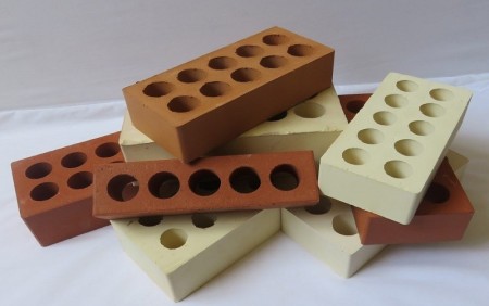 فروش ویژه ی انواع آجر با کیفیت بالا