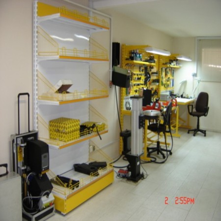 Design, production and supply of workshop table