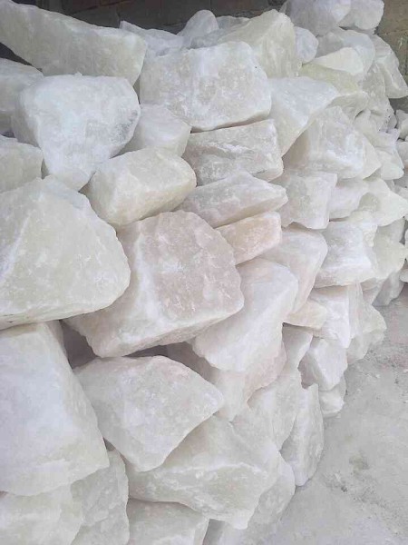 Rock salt to harden water and resin regeneration salt