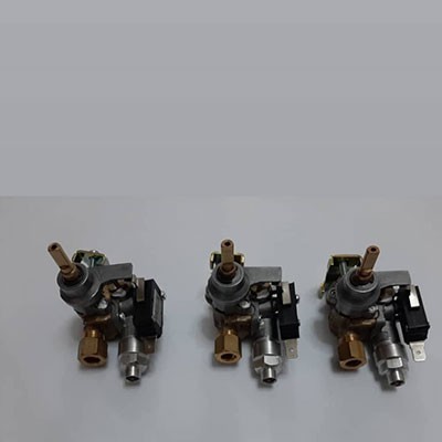 Distribution and sales center for gas stove parts