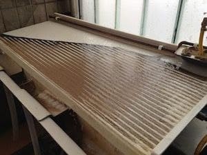 میز لرزان طرح هالمن و ویلفلی