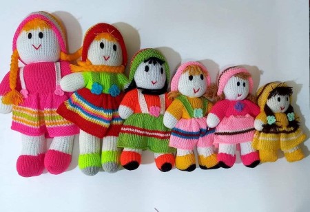 Production and distribution of machine-woven dolls